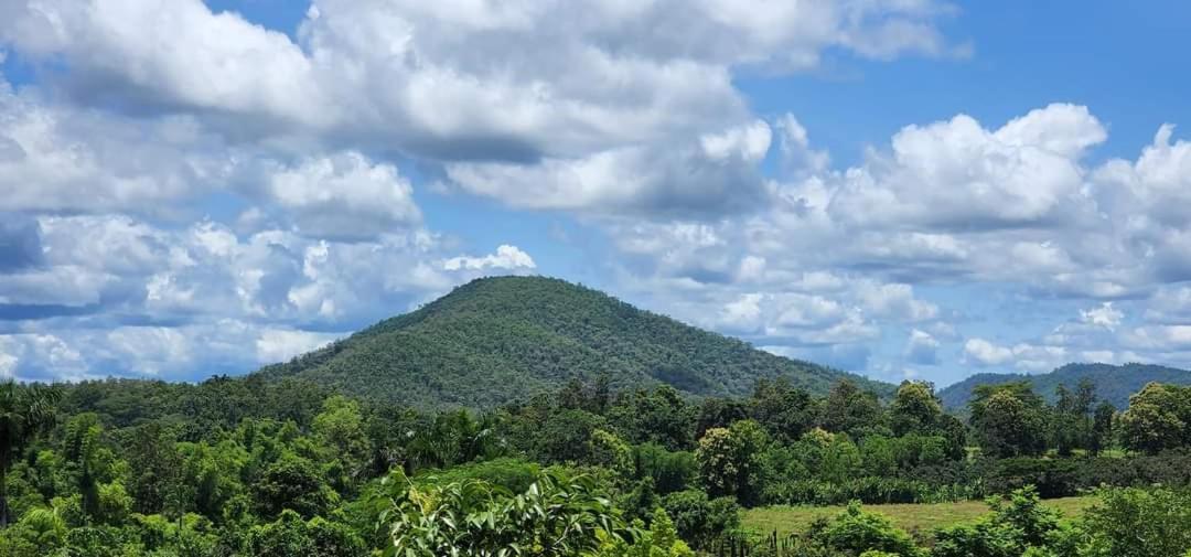 Homdoiintr Farmstay ฮ่อมดอยอินทร์ ฟาร์มสเตย์ Ban Huai Kaeo Dış mekan fotoğraf