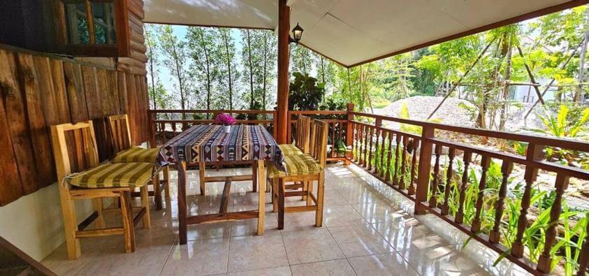 Homdoiintr Farmstay ฮ่อมดอยอินทร์ ฟาร์มสเตย์ Ban Huai Kaeo Dış mekan fotoğraf